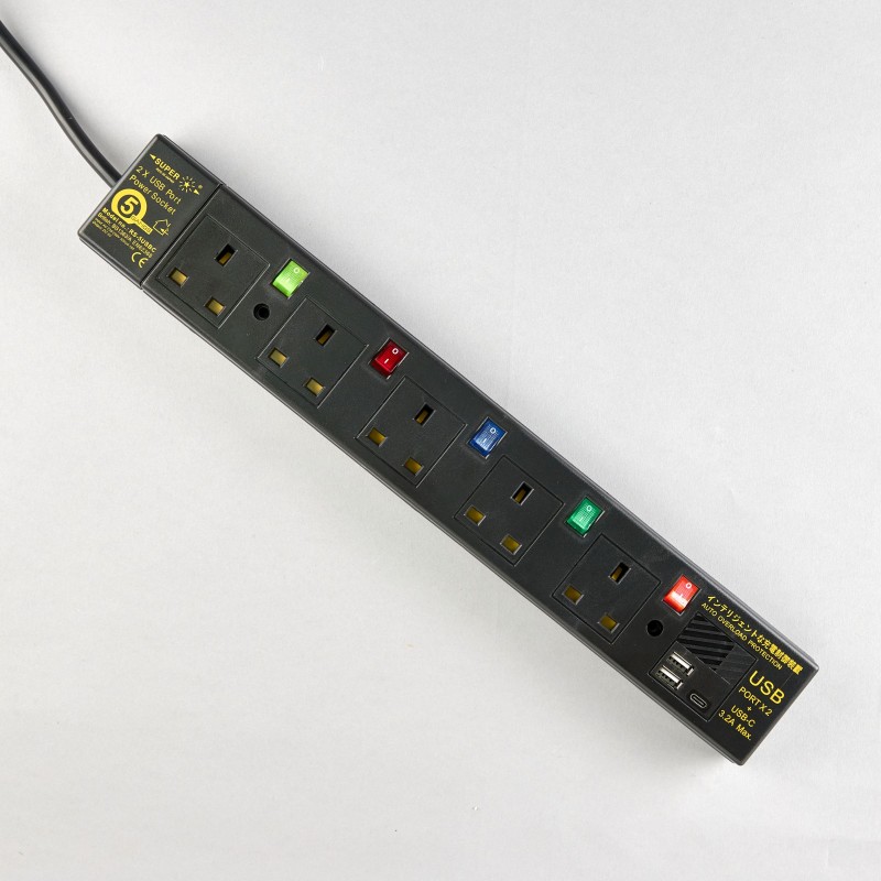 5位13A拖板12尺電源線 獨立開關 (2USBA + 1USBC) 3.2A USB 充電器